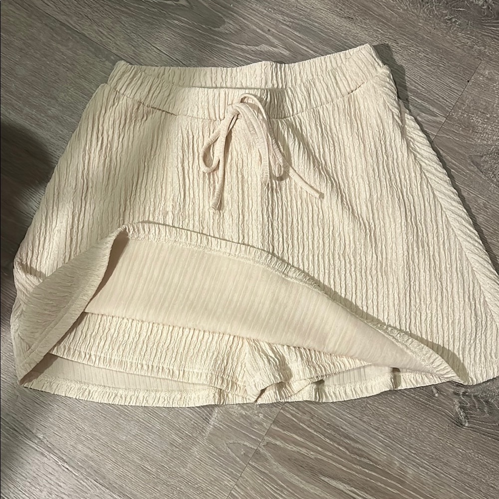 Cream Textured Skirt with Drawstring